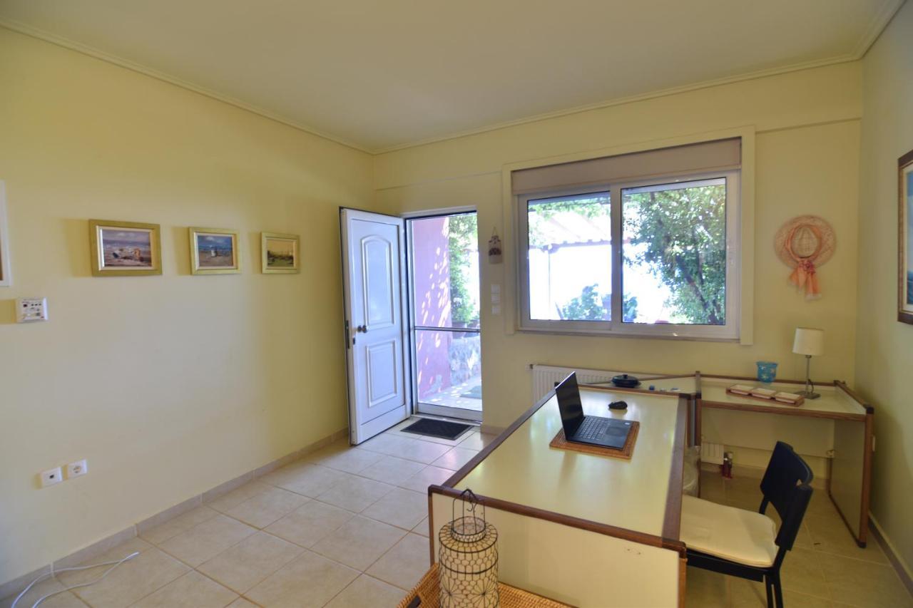 Blue Bay View - Beach House Vathirrevma Exterior foto