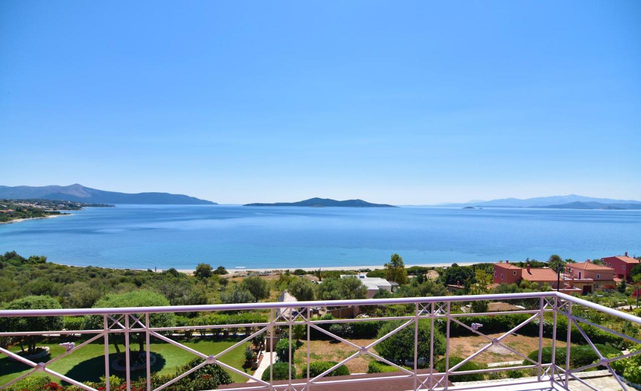 Blue Bay View - Beach House Vathirrevma Exterior foto